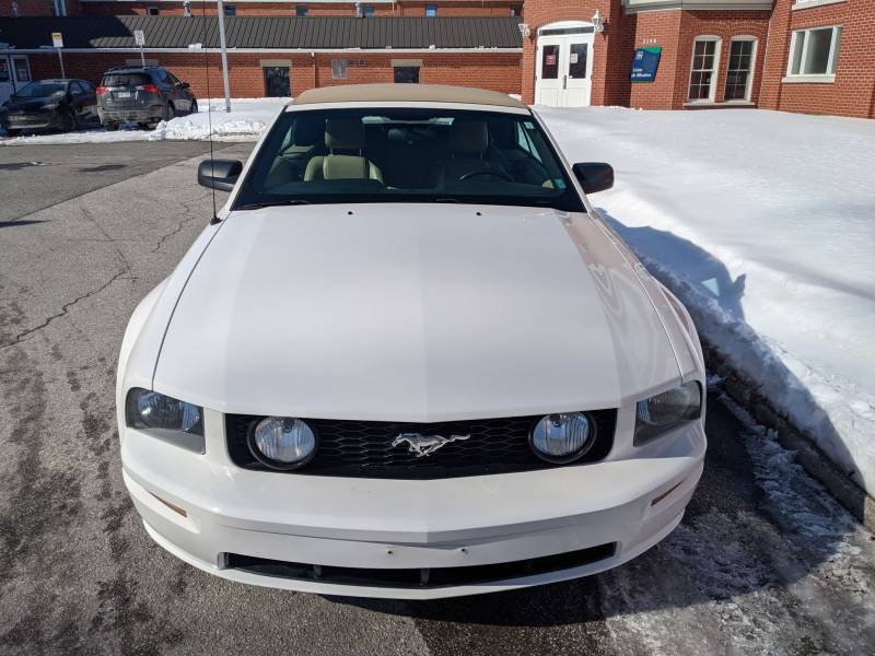 FORD MUSTANG GT 4.6L V8 2006 Cabriolet Boite automatique sellerie cuir