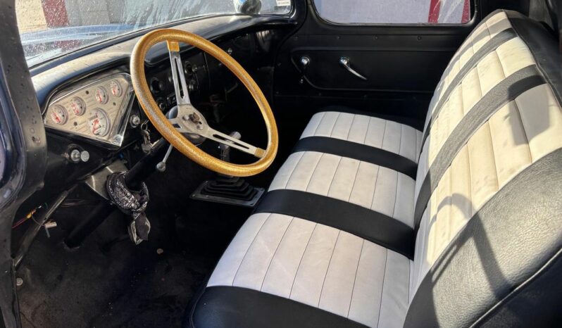 Chevrolet Apache full
