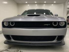 Dodge challenger hellcat boite automatique