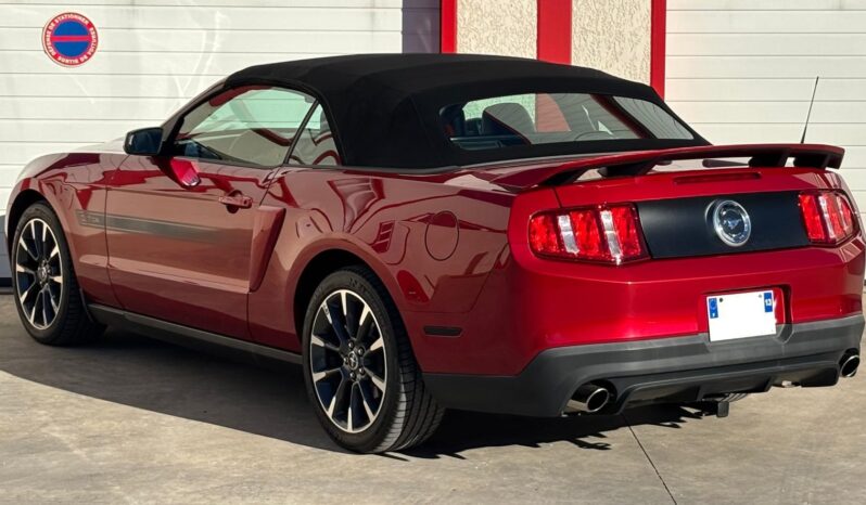 
								FORD MUSTANG V8 CALIFORNIA SPECIAL full									