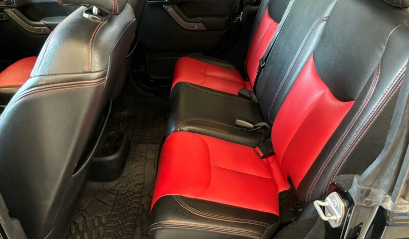 
								Jeep Wrangler unlimited JK ethanol full									